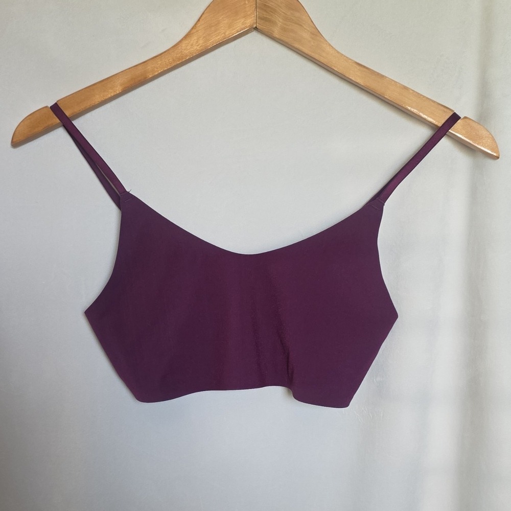 Victoria's Secret Purple Lace Wireless Bralette Bra Size M Pullover Adjustable